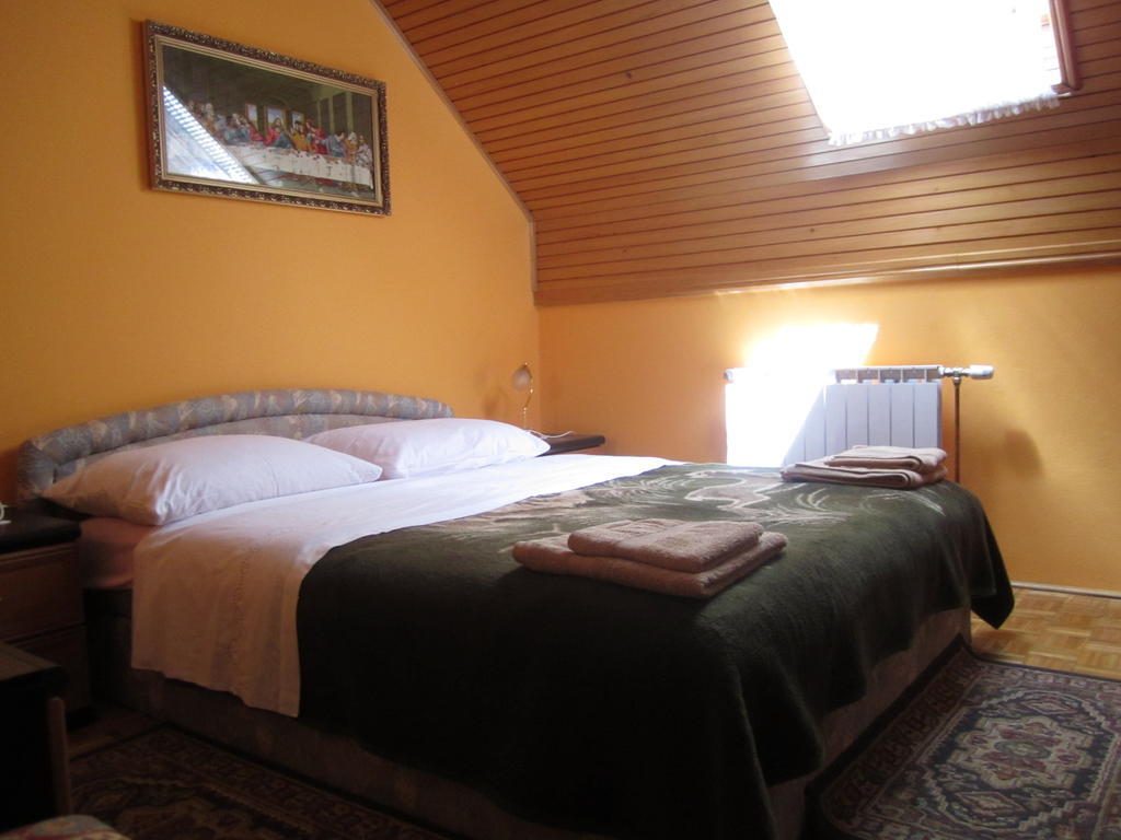 Guest House Sveti Marko Gacka Otočac Quarto foto